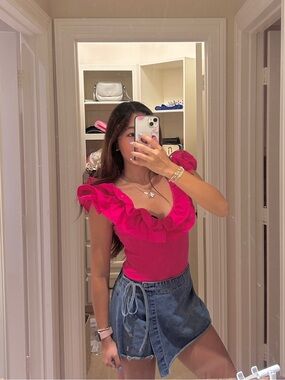 Women’s Ruffle Square-Neck Tank Top - Hot Pink